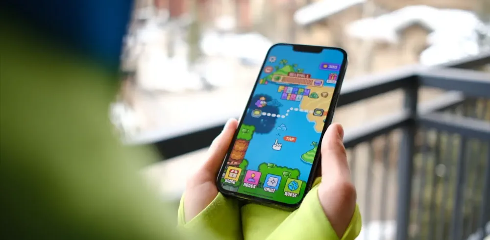 Flappy Bird Returns to Android and iOS in 2025, but creator says no